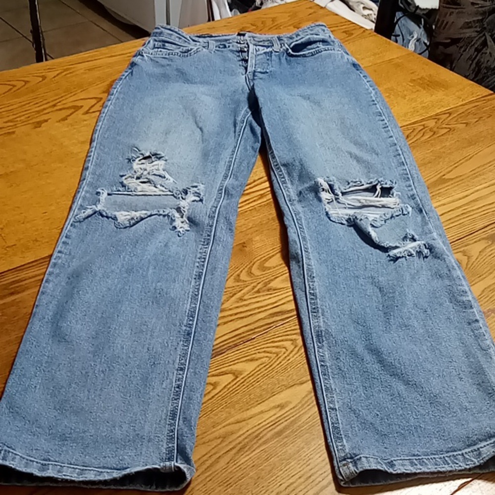 WILD FABLE Jeans Womens 4 BLUE SUPER HIGH RISE STRAIGHT Preowned DISTRESSED Used